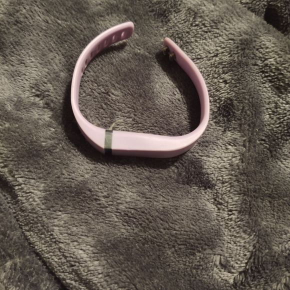 Fit bit - Picture 2 of 2